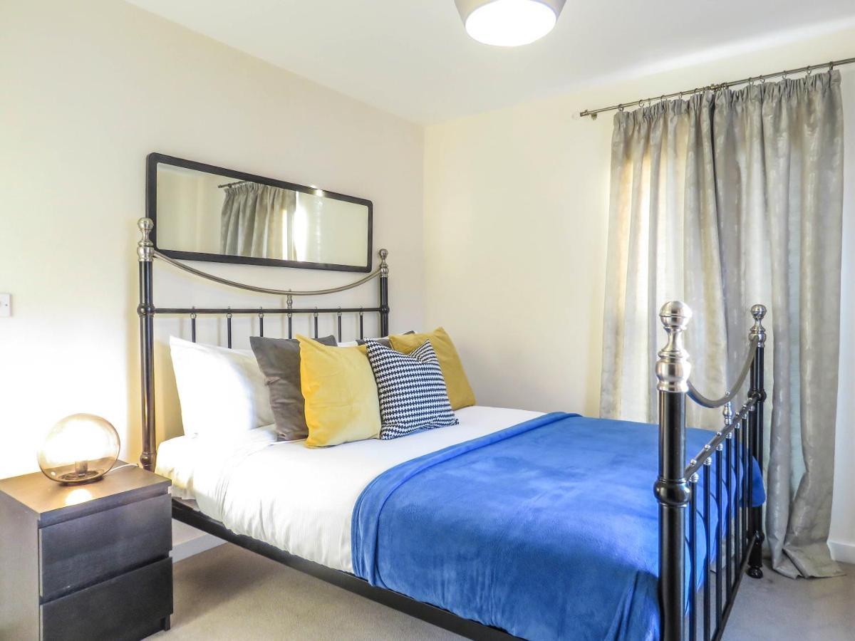 Tudors Esuites 4 Bedroom House Driveway & Garden 버밍엄 외부 사진